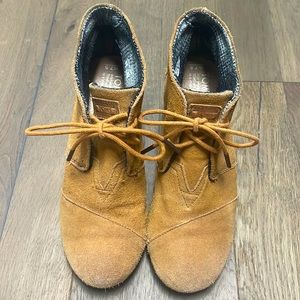 TOMS suede wedge